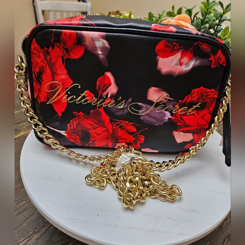 New Victoria's Secret Limited Edition Black Red Rose Floral Cross Body Bag Purse